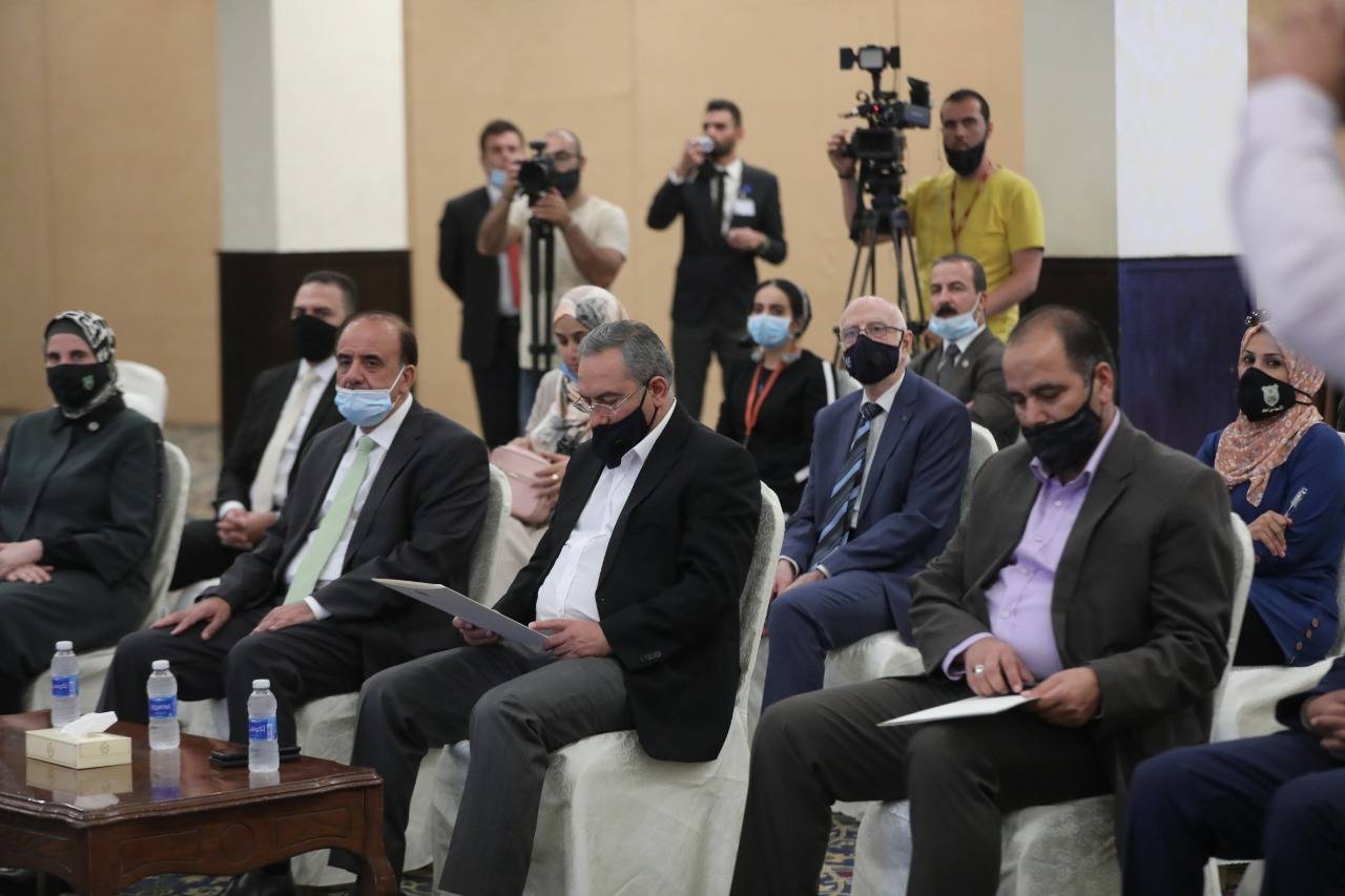 البريزات يرعى حفل إعلان نتائج المسابقة العلمية الصيدلانية الثانية