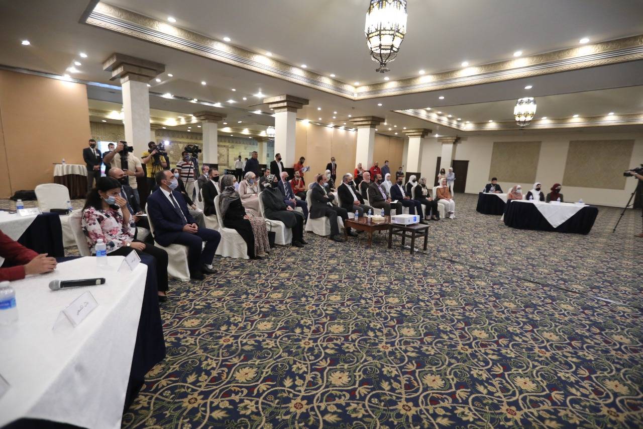 البريزات يرعى حفل إعلان نتائج المسابقة العلمية الصيدلانية الثانية