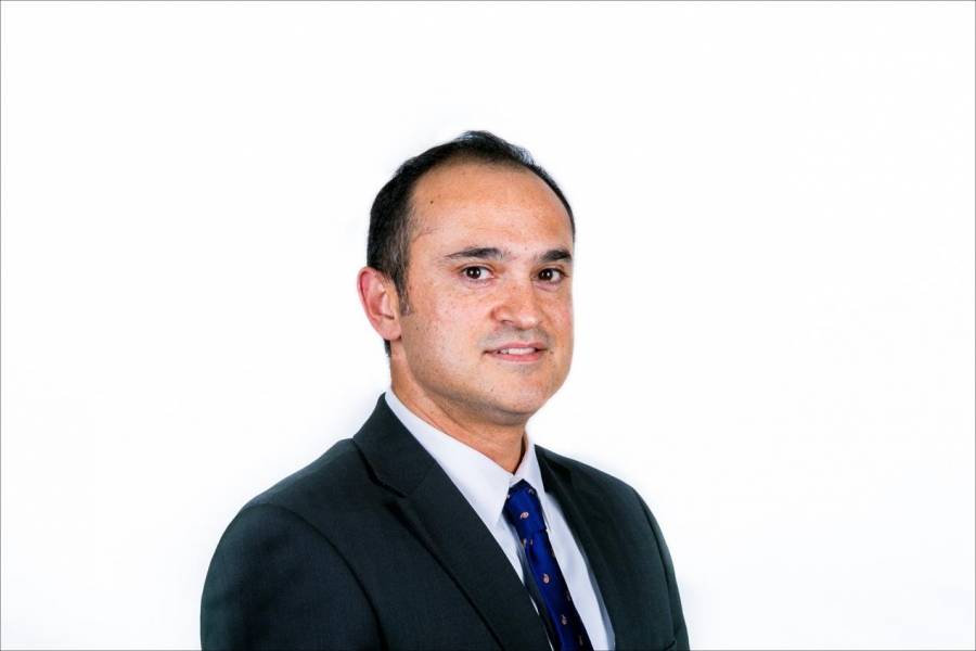 الأطباء في كليفلاند كلينك أبوظبي ينصحون بالتوجه إلى الطوارئ فور الشعور بألم في الصدر