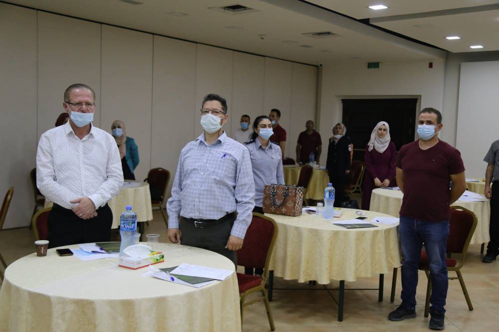 فلسطين : المطور يؤكد على المسؤولية المشتركة في إدارة المواد والنفايات الخطرة