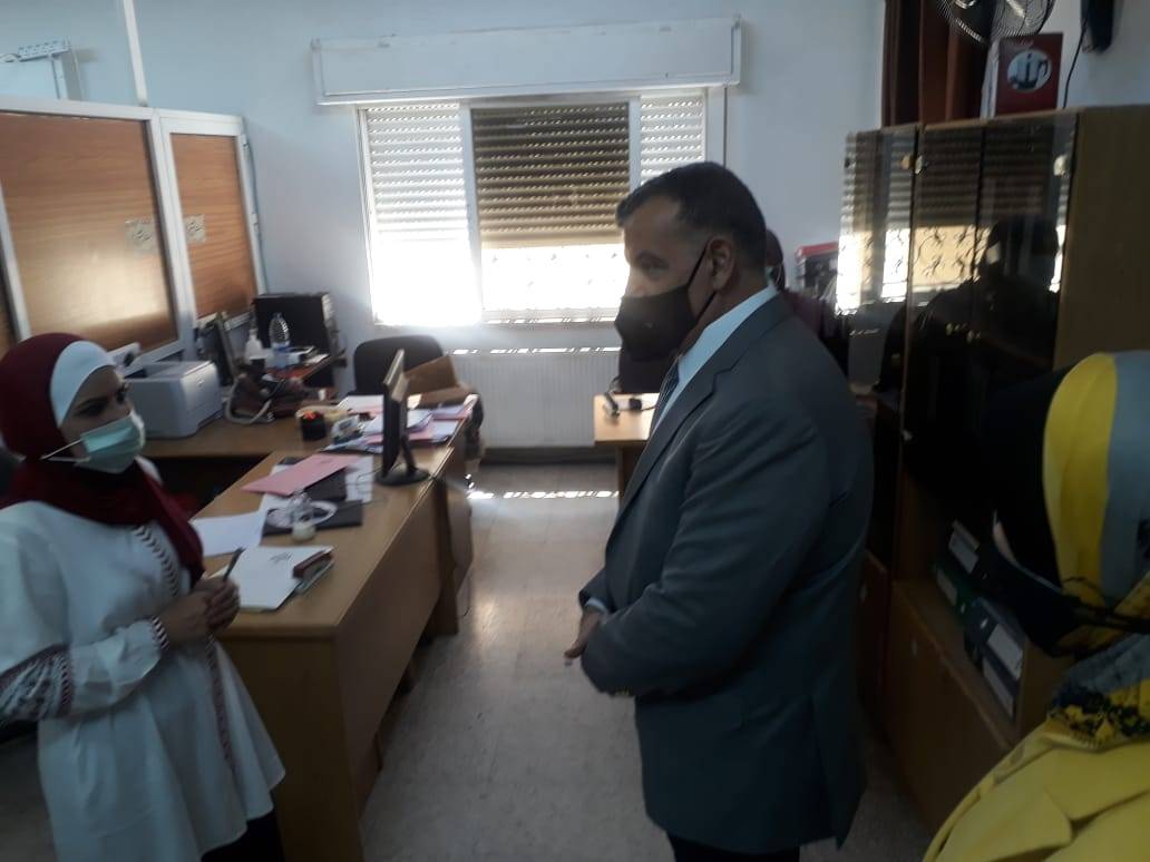 وزير الصحة يجري زيارة تفقدية الى إدارة التأمين الصحي ويوعز للاسراع بربط خدمات التأمين واتمتتها