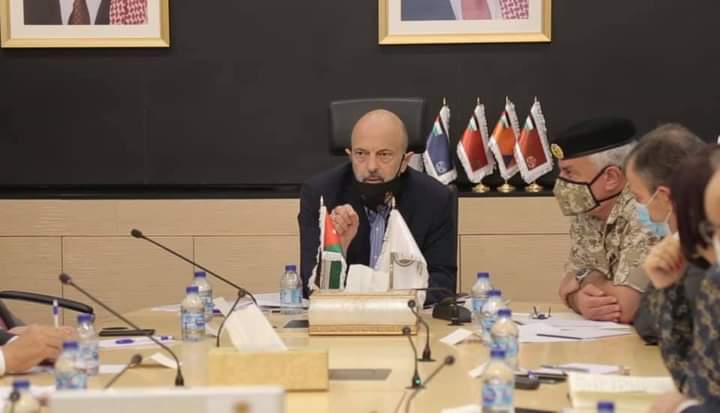 الرزاز يترأس اجتماعاً لخليّة الأزمة لبحث آخر المستجدّات المتعلّقة بوباء كورونا