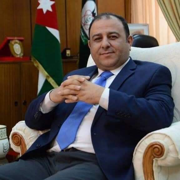 الدكتور خلف الطاهات عميد كلية الإعلام في جامعة اليرموك ورئيس فرع نقابة الصحفيين في اربد