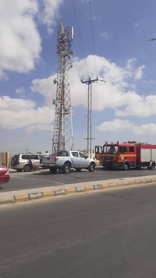 عشريني يهدد بالانتحار من على برج في منطقة مليح في محافظة مأدبا.