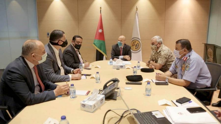 رئيس الوزراء الدكتور عمر الرزاز يترأس اجتماعا للجنة التوجيهية لخدمة العلم