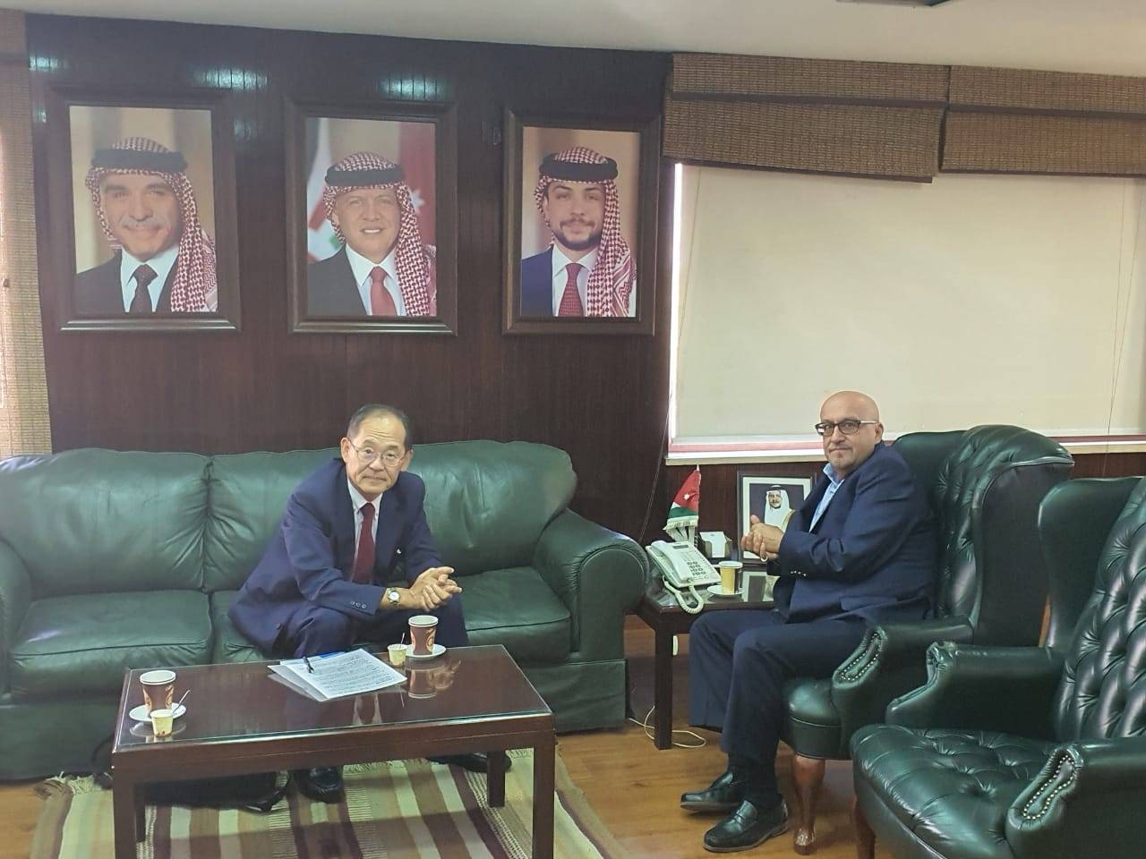 وزير المياه والري يستقبل السفير الياباني بمناسبة انتهاء مهام عمله في الاردن