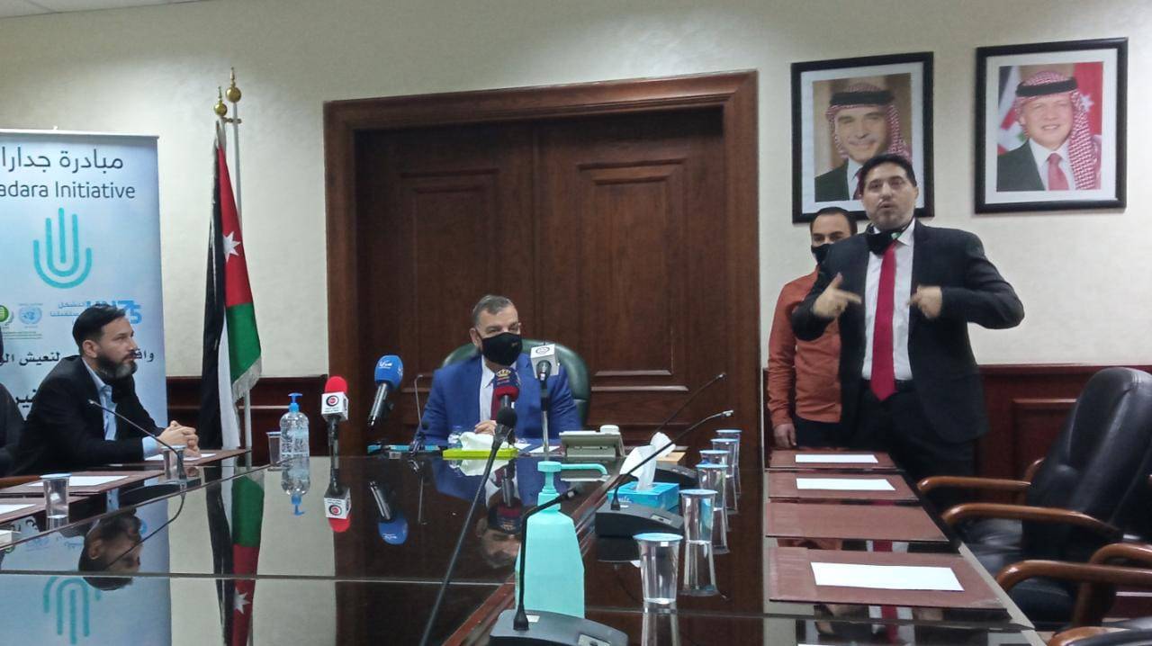 جابر : وزارة الصحة استطاعت التعامل مع الجائحة بتوفير الامكانات اللوجستية والخبرات وتوفير الاجهزة الطبية