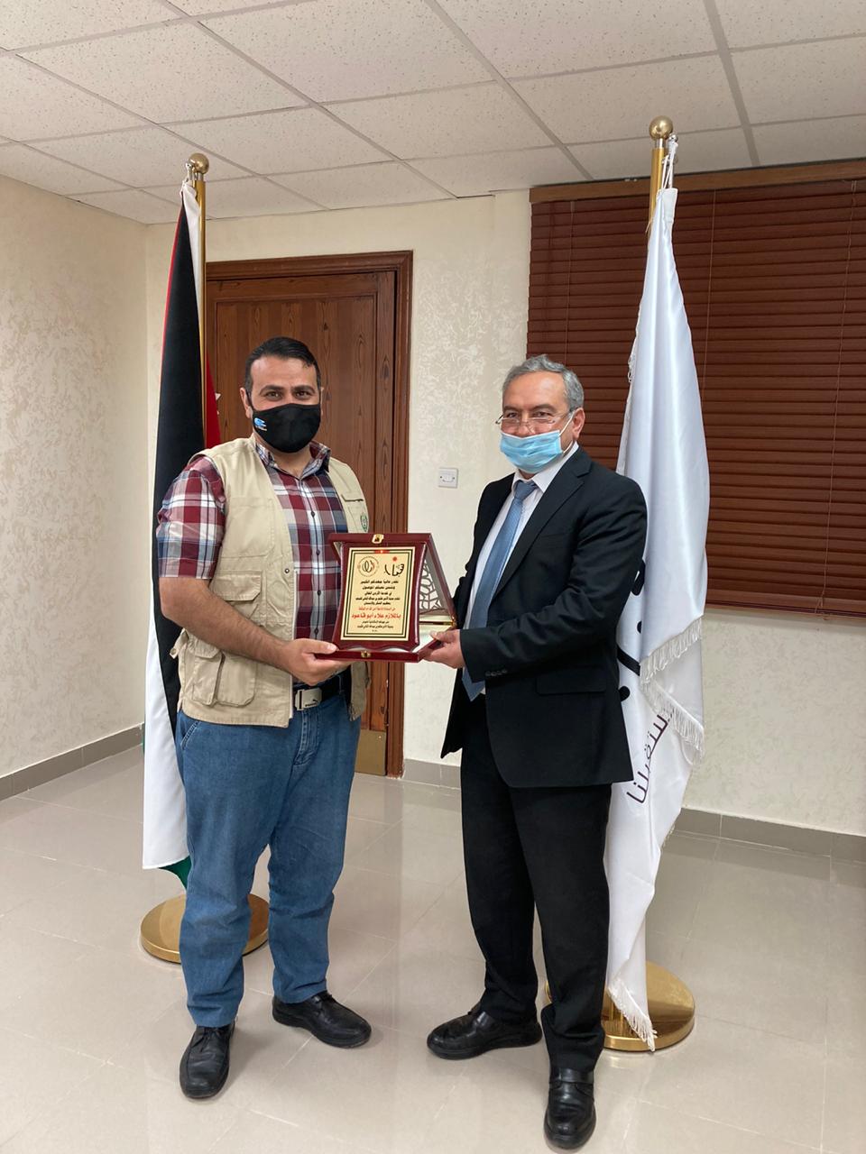 وزير الشباب يكرم الأجهزة الأمنية والعسكرية في محافظة مأدبا