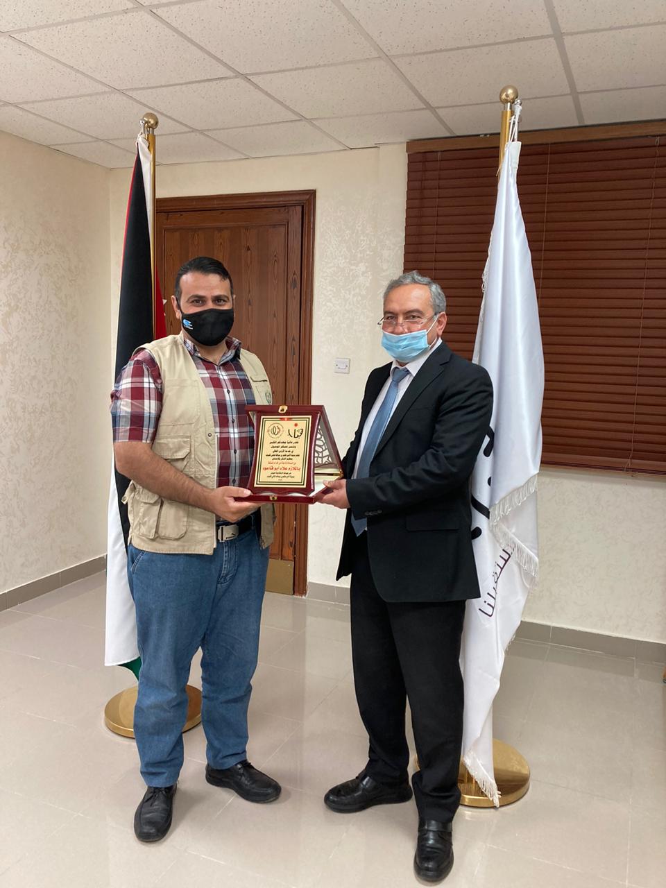 وزير الشباب يكرم الأجهزة الأمنية والعسكرية في محافظة مأدبا