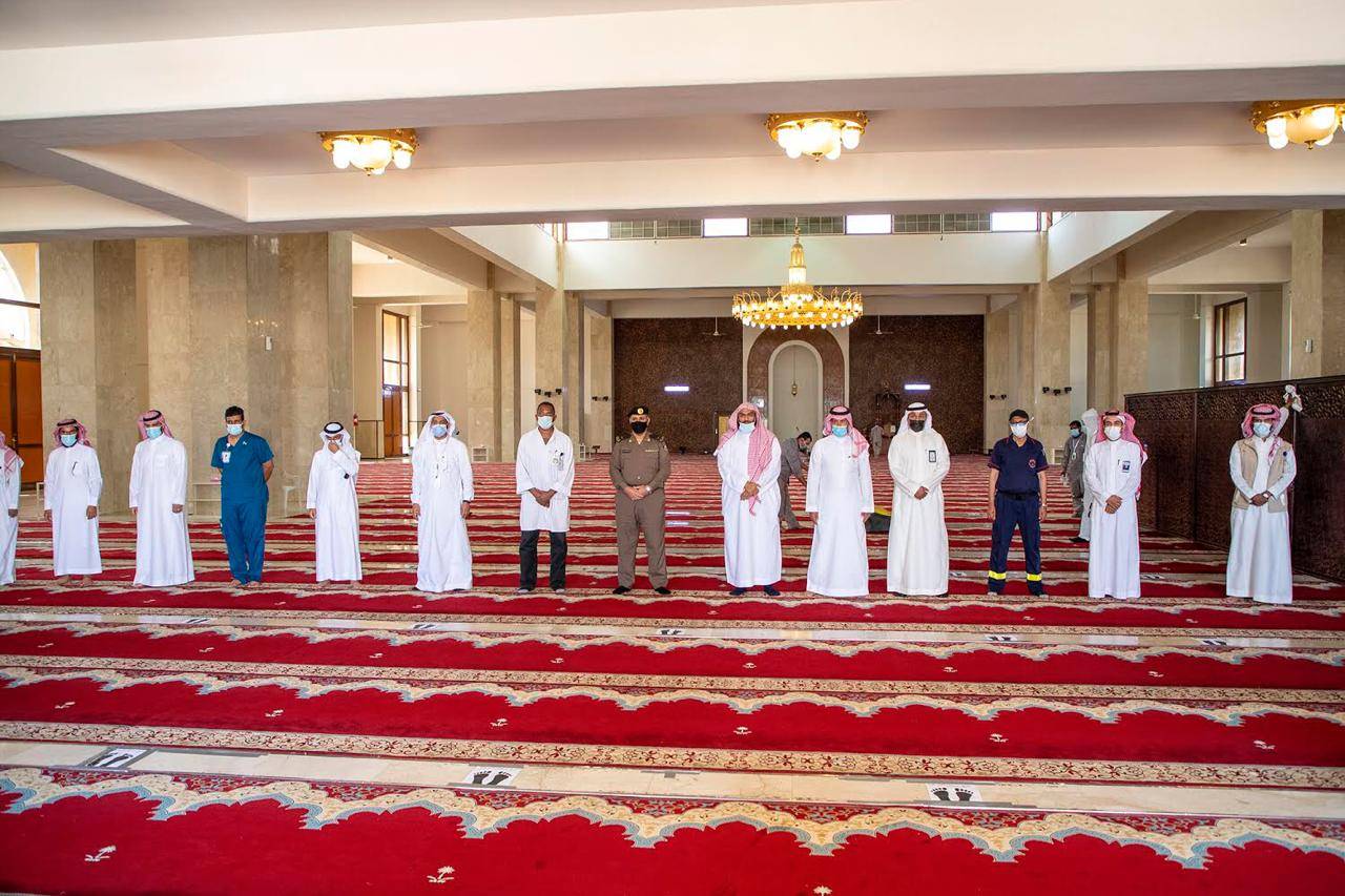 وزير الشؤون الإسلامية السعودي د. عبداللطيف آل الشيخ يطمئن على جاهزيّة الوزارة لاستقبال المعتمرين