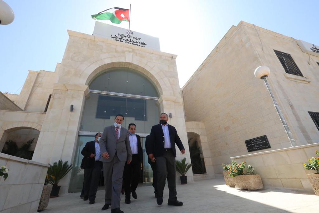 وزير الشباب يفتتح مركزي شباب بُرما وكفرخل في محافظة جرش