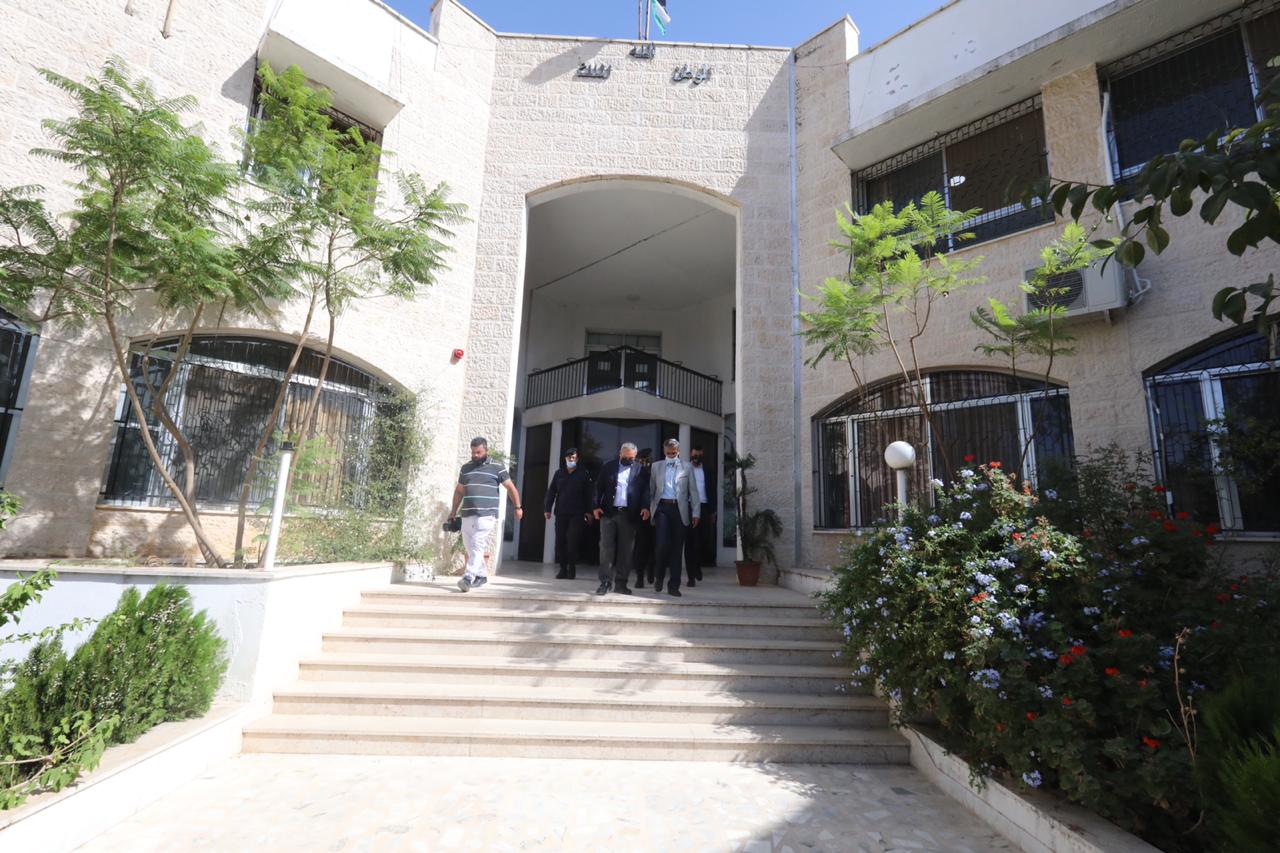 وزير الشباب يفتتح مركزي شباب بُرما وكفرخل في محافظة جرش