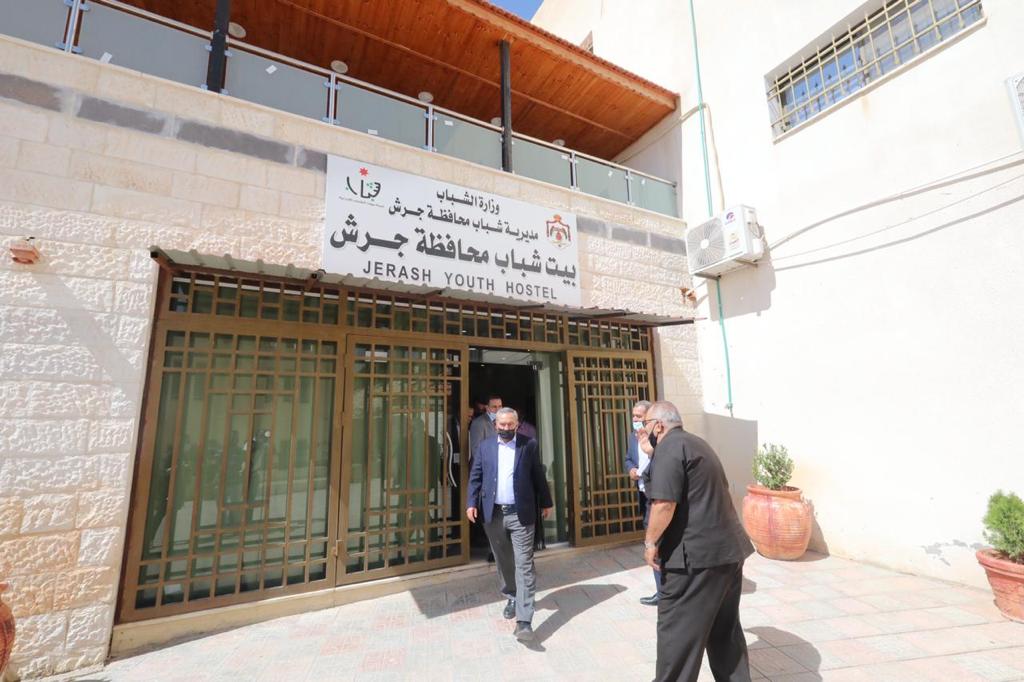 وزير الشباب يفتتح مركزي شباب بُرما وكفرخل في محافظة جرش