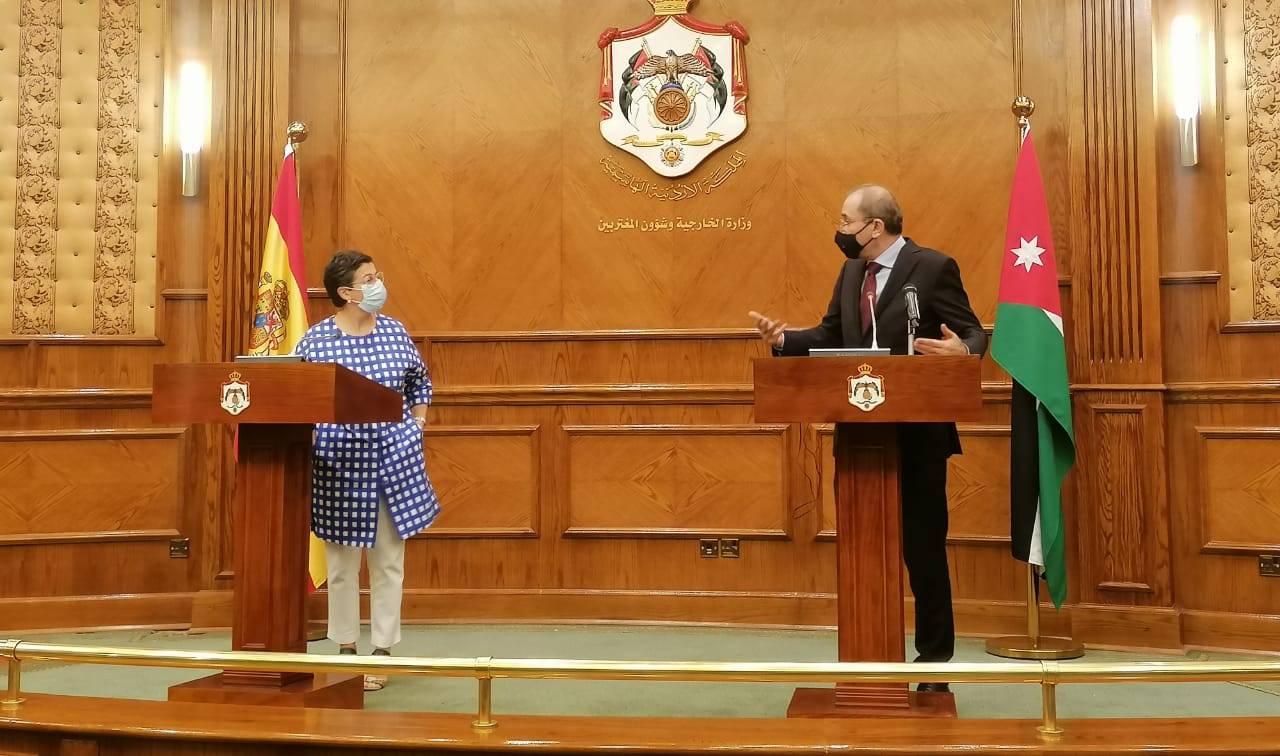 أجرى الصفدي محادثات موسعه مع وزيرة الخارجية الأسبانية أرناتشا غونزاليس ليا 