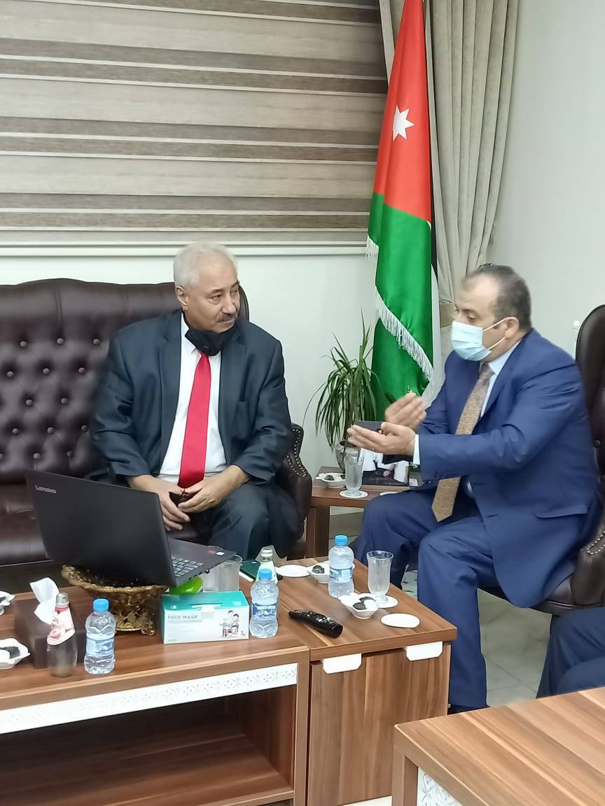 وزير الزراعة محمد داودية يزور المركز الوطني للبحوث الزراعية