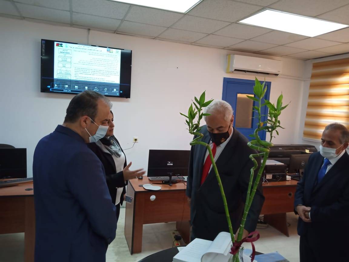 وزير الزراعة محمد داودية يزور المركز الوطني للبحوث الزراعية 