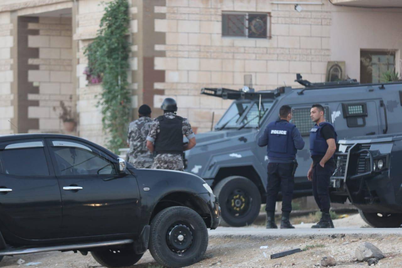 الأمن العام : إلقاء القبض على 142 شخصاً مطلوباً في ثالث أيام الحملات الأمنية