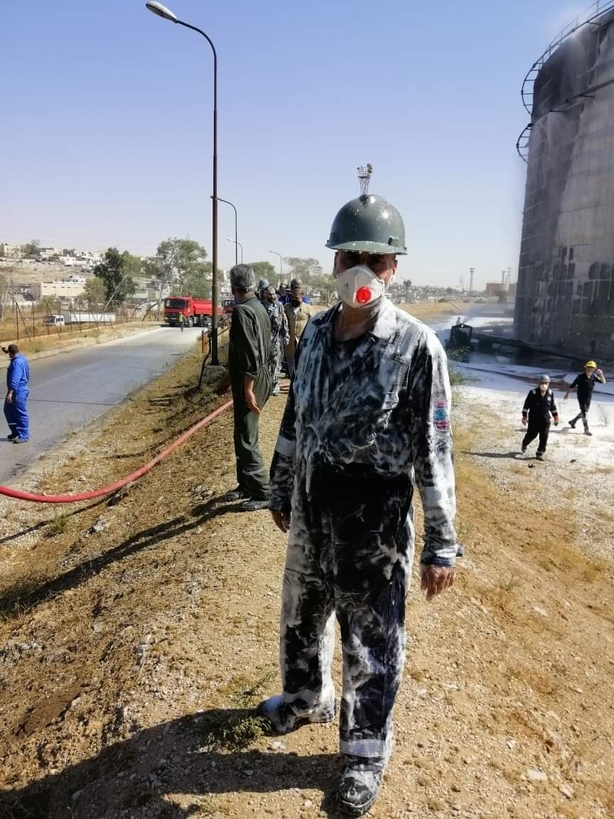 السيطرة على حريق مصفاة البترول في الزرقاء، ولم تسجل أي إصابة ... صور 