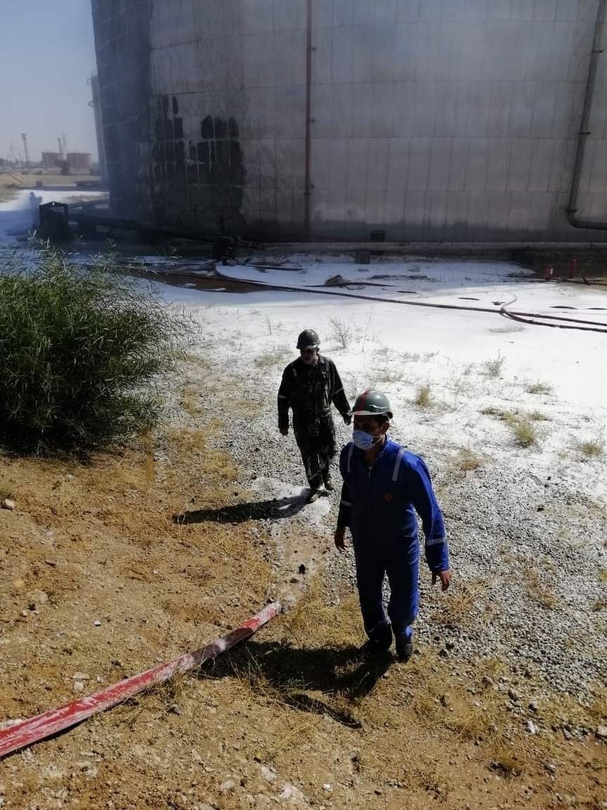 السيطرة على حريق مصفاة البترول في الزرقاء، ولم تسجل أي إصابة ... صور 