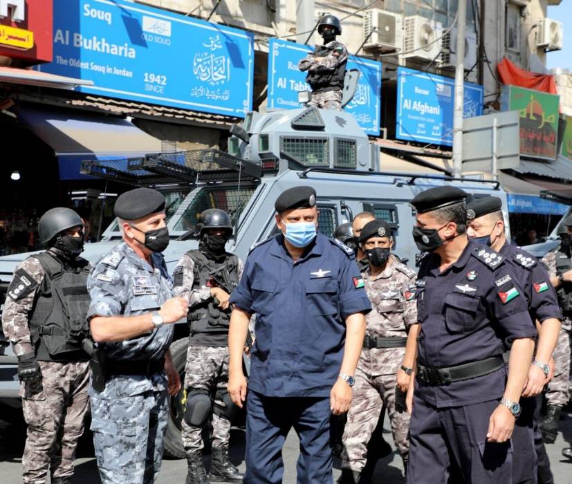 مدير الامن العام : التحقيقات مع فارضي الإتاوات أكدت وجود صلات وثيقة بينهم وبين تجار ومروجي المواد المخدرة