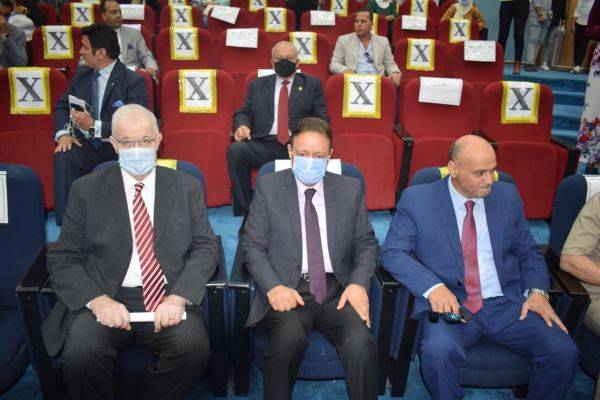 الجامعة المصرية الروسية تحتفل بانتصارات أكتوبر فى الذكرى الـ47 