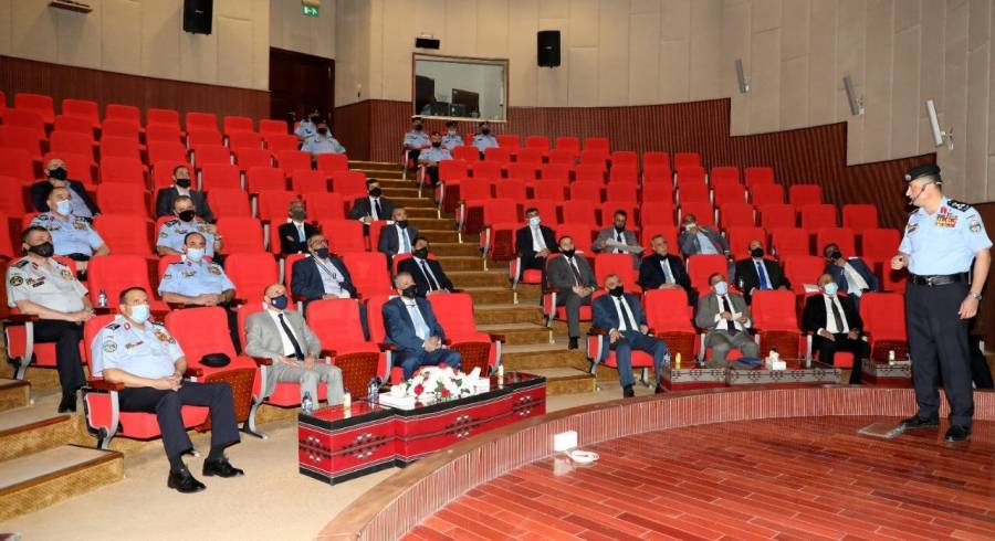 مديرية الأمن العام تعرض خطتها الأمنية للانتخابات النيابية بحضور وزير الداخلية ومدير الأمن ورئيس المستقلة للانتخابات