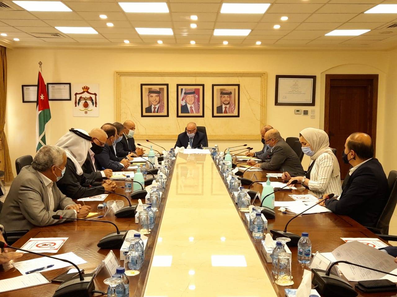 اليعقوب: لجنة لبحث آلية حل المشاكل العالقة التي تخص عمل المقاولين