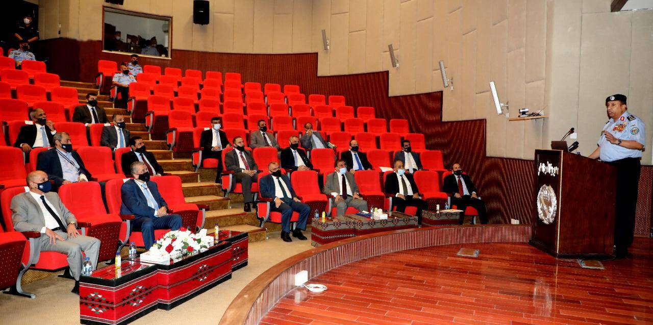 مديرية الأمن العام تعرض خطتها الأمنية للانتخابات النيابية بحضور وزير الداخلية ومدير الأمن ورئيس المستقلة للانتخابات