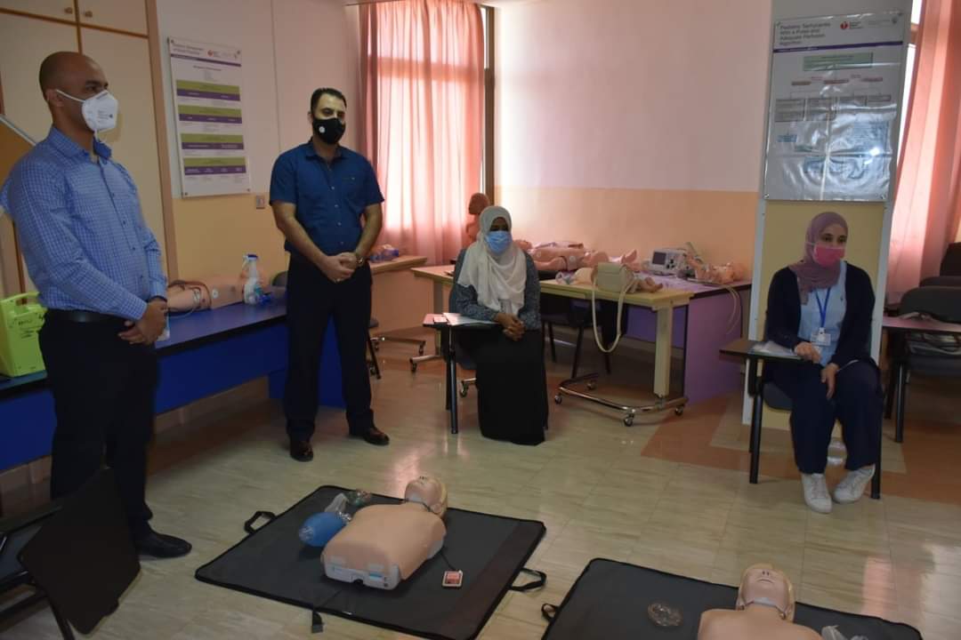 مركز تدريب انعاش القلب والرئتين بمستشفى المؤسس يحقق كافة المعايير الدولية المعتمدة من قبل جمعية القلب الأمريكية (AHA )