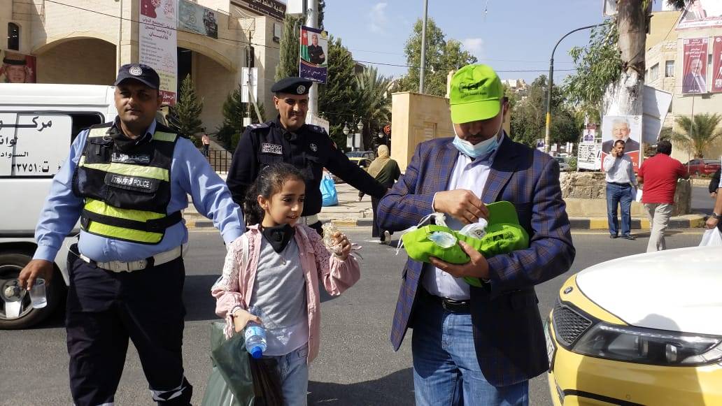 بلدية السلط الكبرى تحتفل بالمولد النبوي الشريف .. صور 