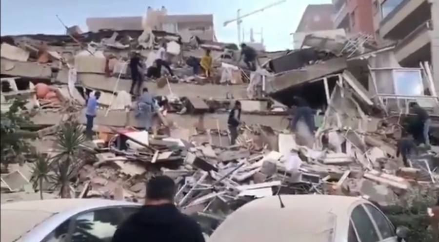 زلزال ضخم جداً بقوة 6.6 يضرب مدينة ‎أزمير التركية
