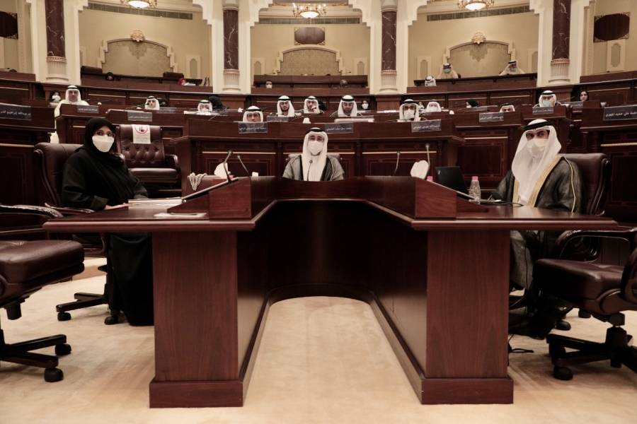 المجلس الاستشاري لإمارة الشارقة يناقش هيئة الانماء التجاري والسياحي