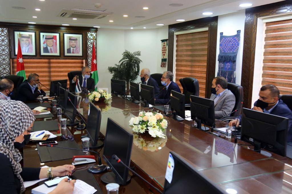 وزير العمل يبحث مع نقيب المهندسين التعاون المشترك بين النقابة والوزارة لزيادة فرص تدريب وتشغيل المهندسين والفنيين الأردنيين 