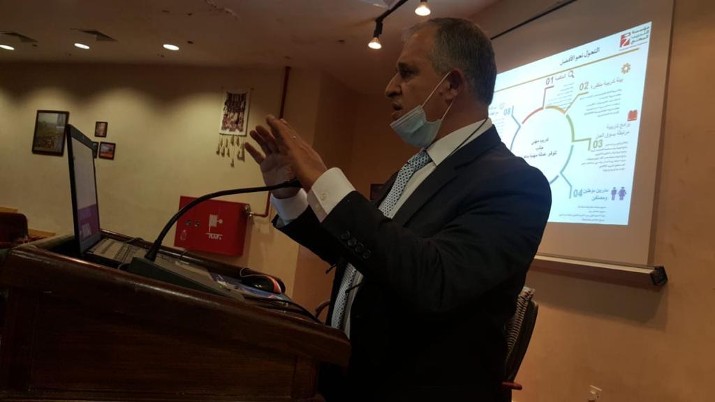 القطامين يدعو لوضع استراتيجية واضحة لخدمة الاجيال القادمة