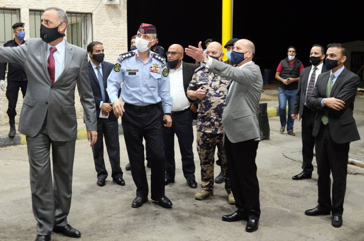 وزير الداخلية: تحقيق سيادة القانون وفرض الامن هو أساس عمل الوزارة 