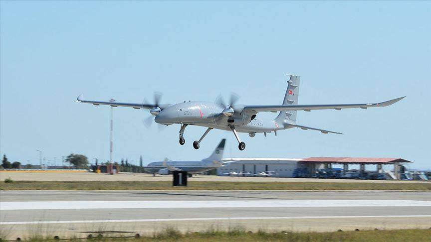 المسيّرة التركية أقنجي تجتاز اختباراً جديداً يعد الأول من نوعه في الهبوط والإقلاع الذاتي الكامل