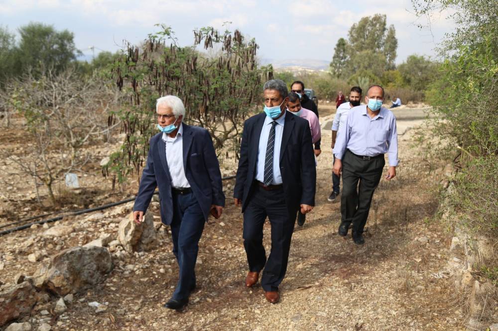 فلسطين .. المطور يطلع على الواقع البيئي لقرية تل وعلى أعمال مركز التنوع الحيوي  بيرك
