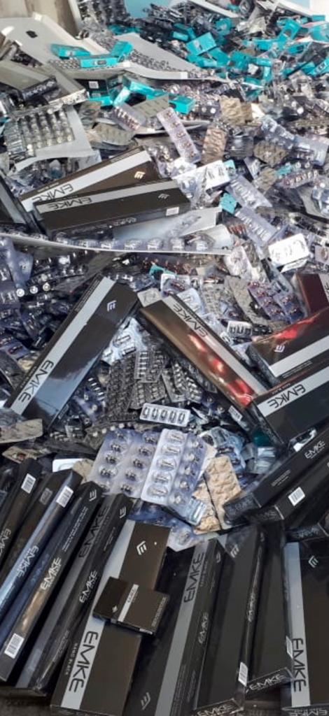 الجمارك الأردنية تحبط تهريب لوازم أراجيل وسجائر الكترونية