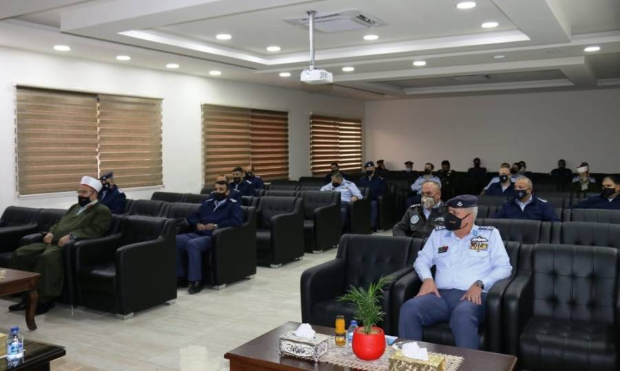 قياده سلاح الجو الملكي تحتفل بذكرى المولد النبوي الشريف