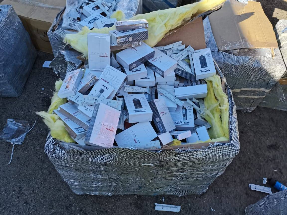 الجمارك الأردنية تحبط تهريب أراجيل وسجائر الكترونية ولوازمها