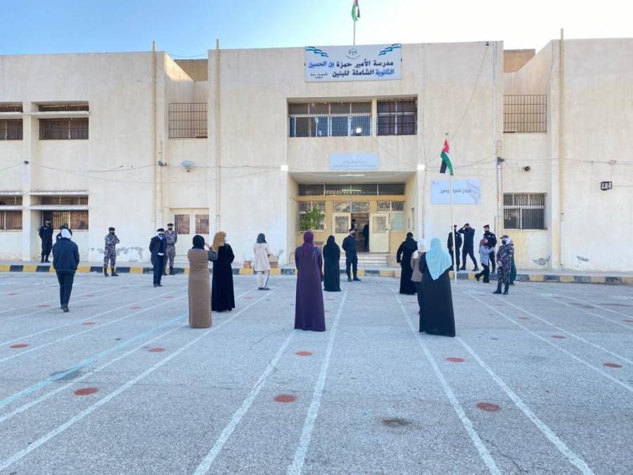 نسبة المقترعين في الساعة الأولى من الانتخابات 1.54 ٪ بجميع المحافظات وعدد المقترعين71.407