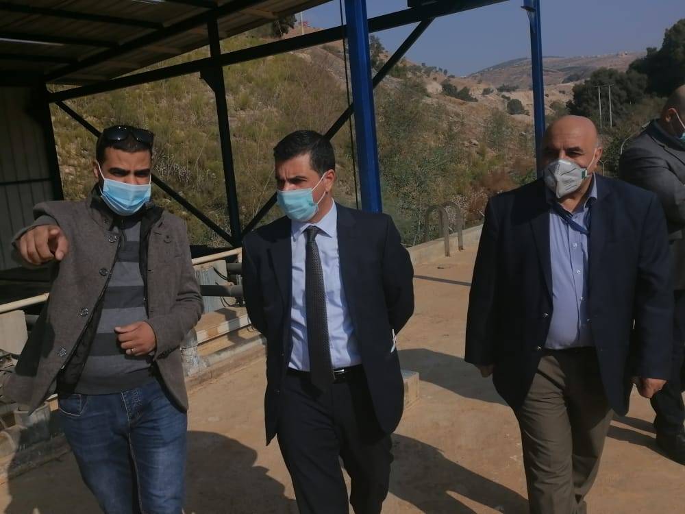 جولة مفاجئة لوزير المياه والري على مركز (سكادا) تحكم مياه الشمال 