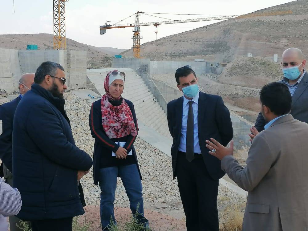 جوله تفقدية لوزير المياه والري على مشروع تعليه سد الواله وسد الموجب