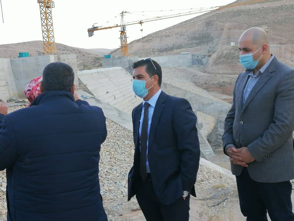 جوله تفقدية لوزير المياه والري على مشروع تعليه سد الواله وسد الموجب
