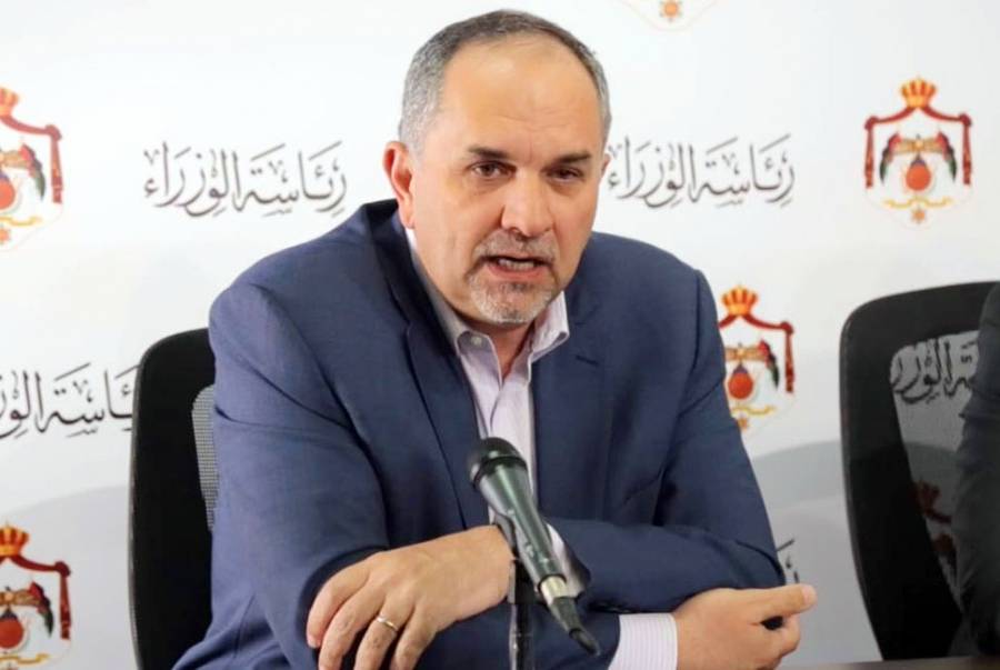 وزير الداخلية :  لن  يسمح باستغلال  انتهاء الحظر الشامل  لاقامة التجمعات