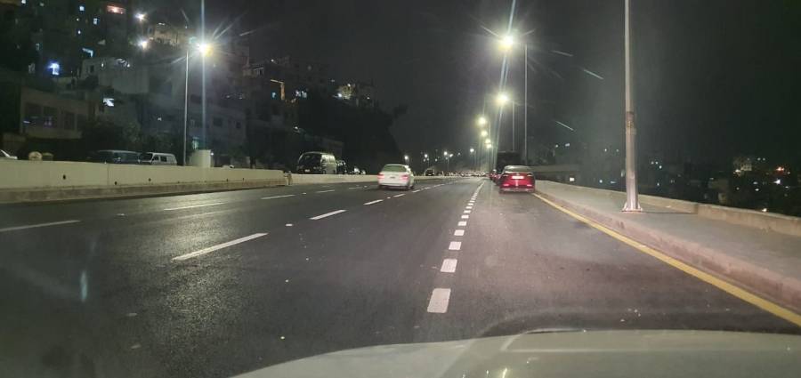 أمانة عمان : إعادة الحركة المرورية في شارع الاستقلال وبالإتجاهين