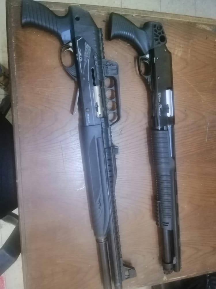 القاء القبض على خمسة اشخاص في عجلون والكرك ومادبا والرويشد.. وبحوزتهم 7 اسلحة نارية احدها اتوماتيكي