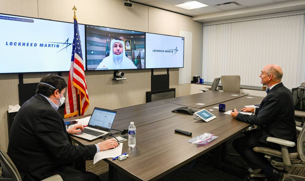 لوكهيد مارتن وجامعة الملك عبد العزيز تُوقّعان اتفاقية تعاون بحثي مشترك