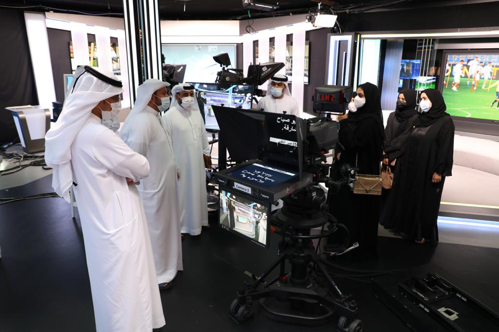 لجنة شؤون التربية والتعليم والشباب والثقافة والاعلام بالمجلس الاستشاري تزور هيئة الشارقة للإذاعة والتلفزيون وتطلع على خططها ومشاريعها الإعلامية