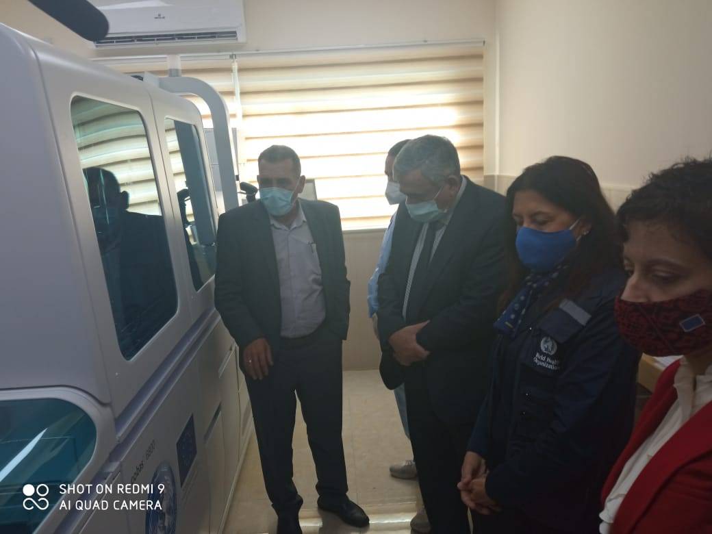 وزارة الصحة تتسلم جهاز (PCR) لفحص كورونا بدعم من الاتحاد الاوربي وبالتنسيق مع منظمة الصحة العالمية 